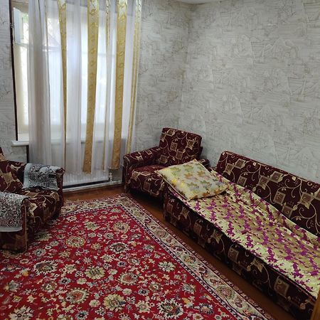 سمرقند Muharram Homestay In The Neighborhood Of The Registan Square, 家族 ゲストハウス المظهر الخارجي الصورة